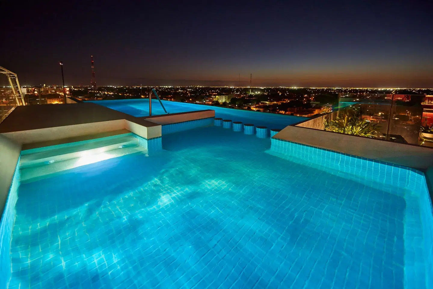 City Express Plus by Marriott Mérida OUTDOOR_POOL