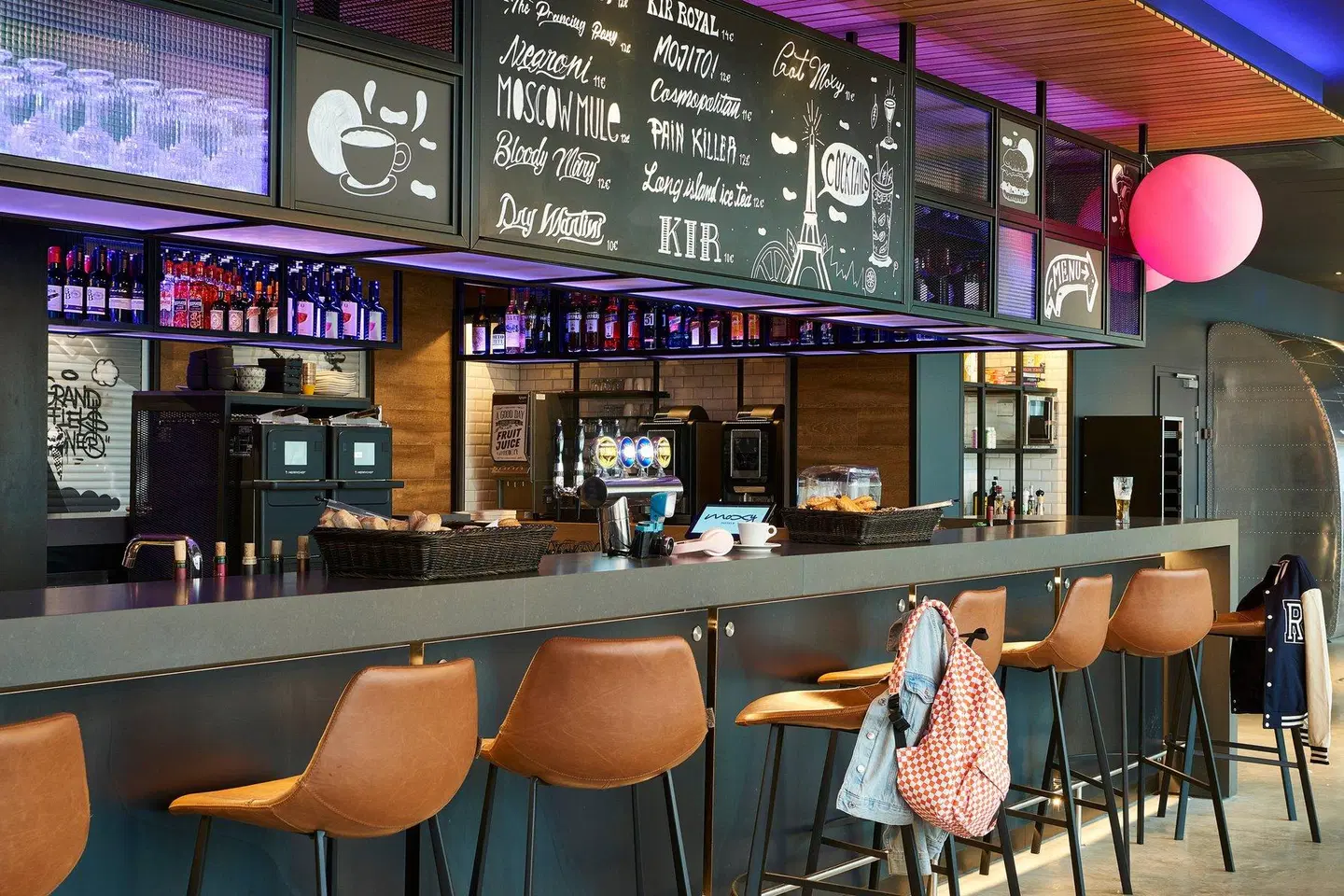 Moxy Paris Charles de Gaulle Airport Bar