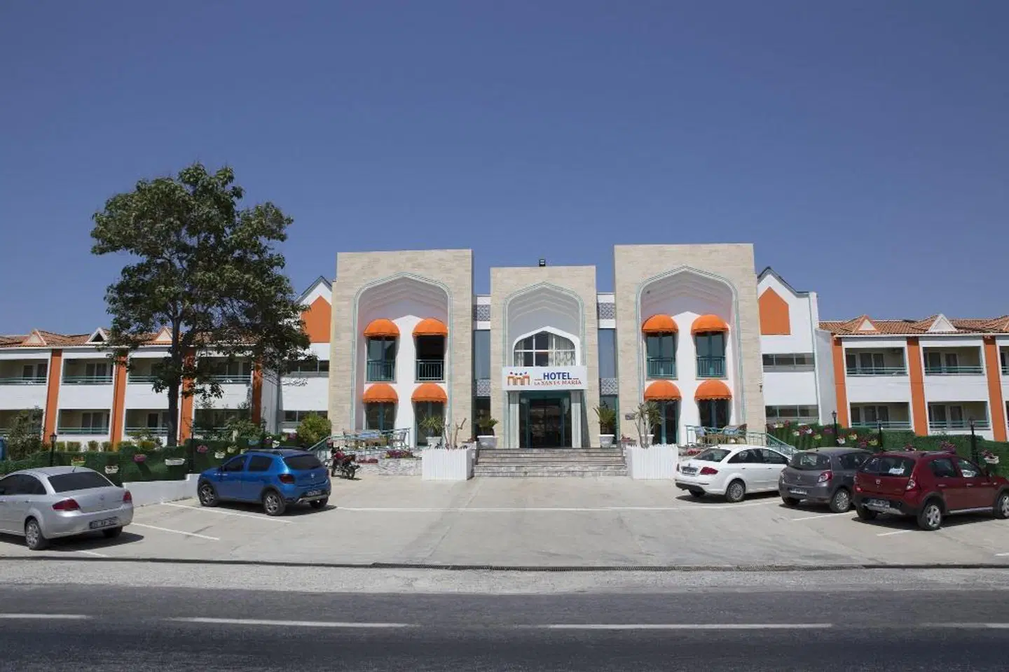 Proxima Hotel EXTERIOR