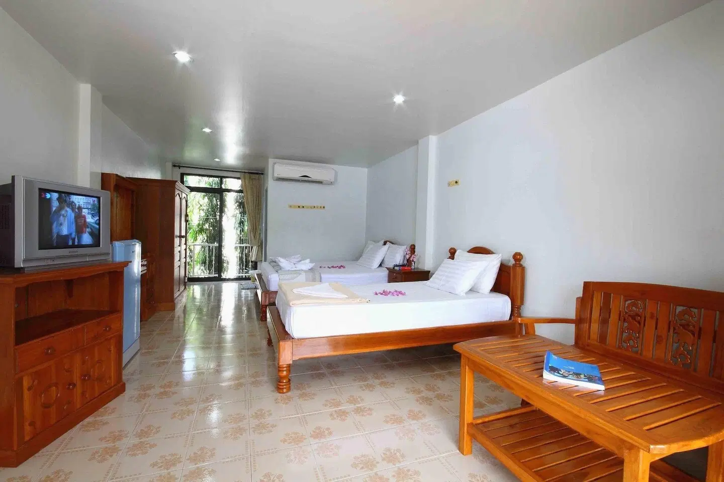 Lotus Friendly Hotel ROOM_EXAMPLE