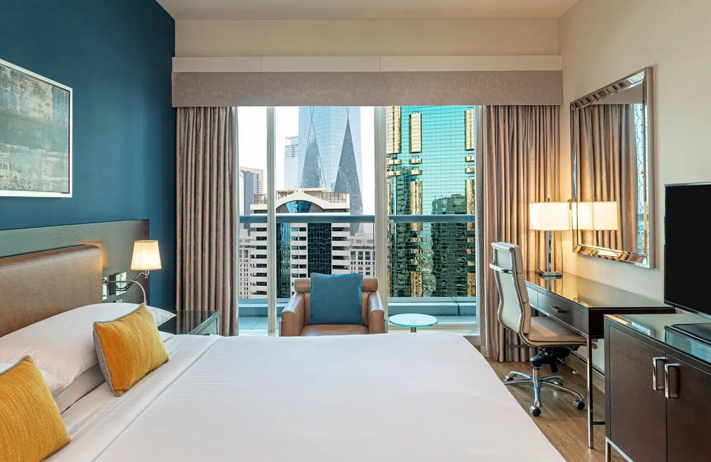 Four Points by Sheraton Sheikh Zayed Road ROOM_EXAMPLE