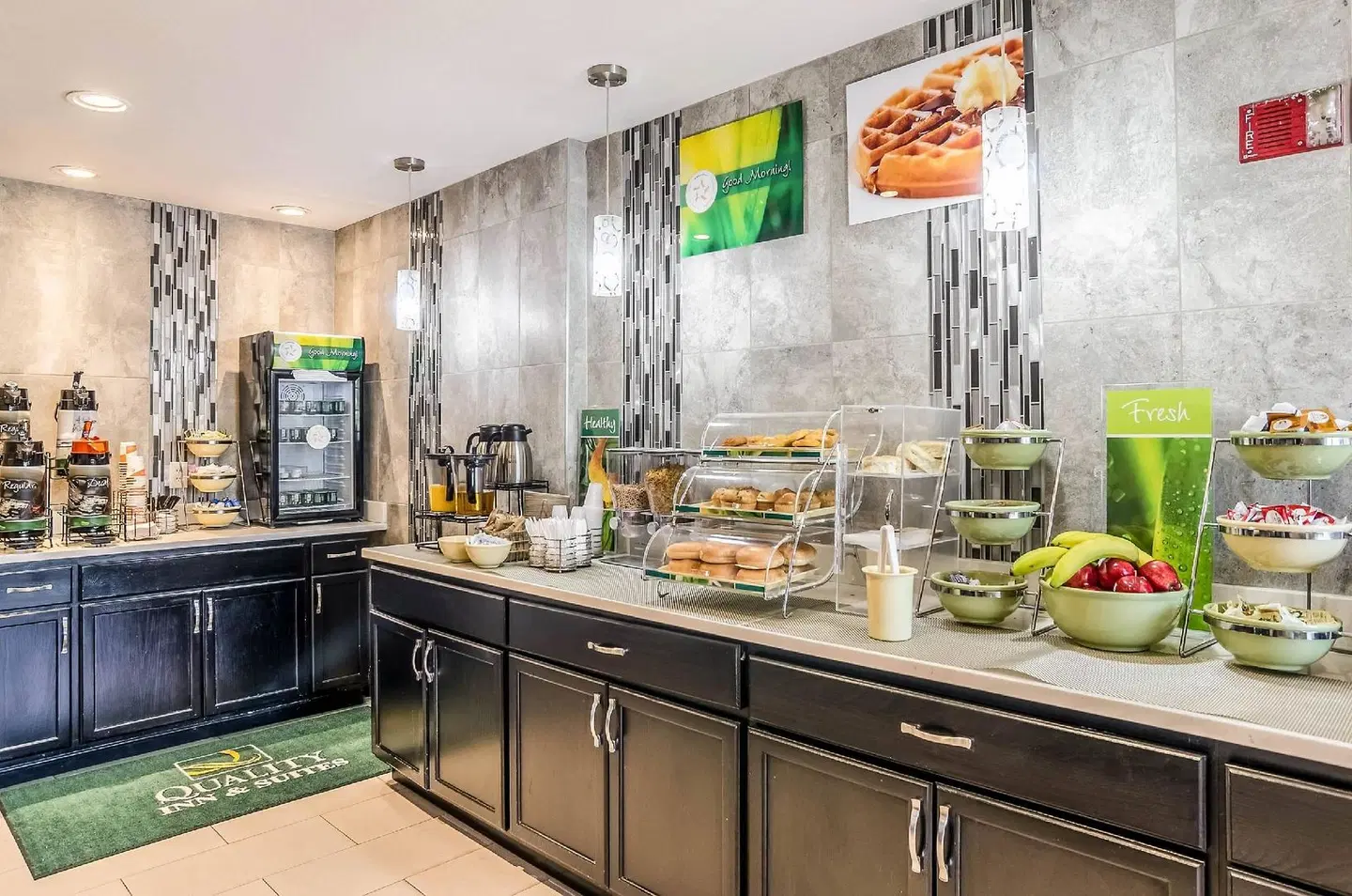 La Quinta Inn & Suites Westminster Promenade Restaurant