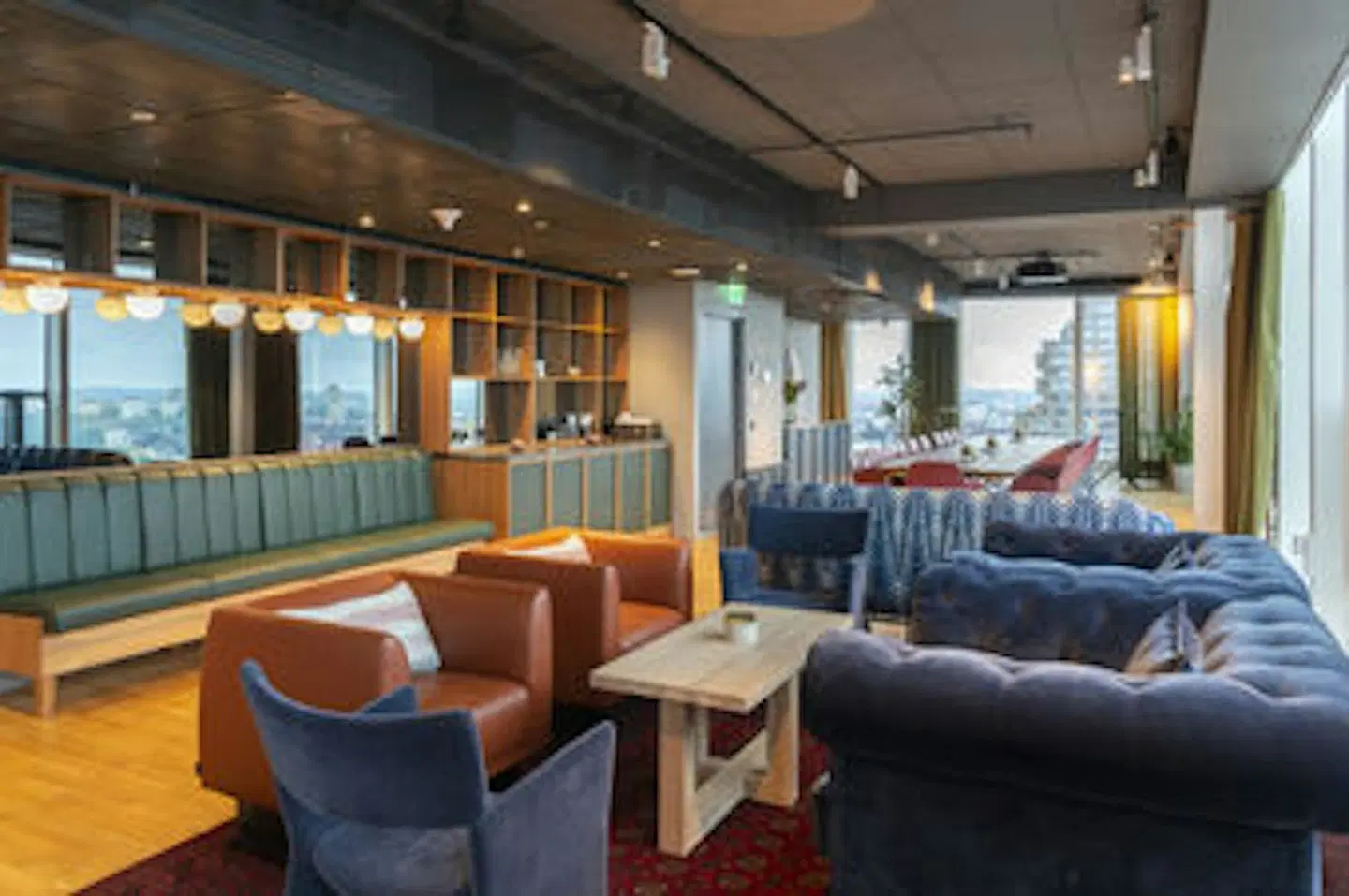 Elite Hotel Carolina Tower Bar