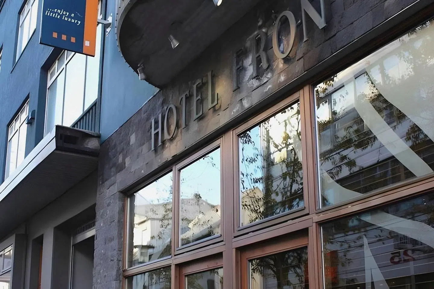 Hotel Fron EXTERIOR