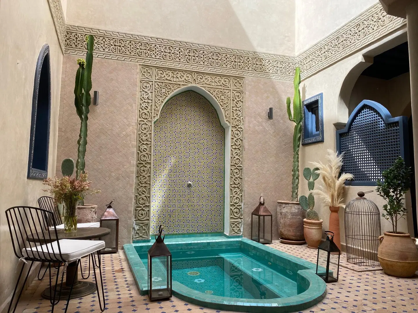 Riad Jonan HEALTH_BEAUTY