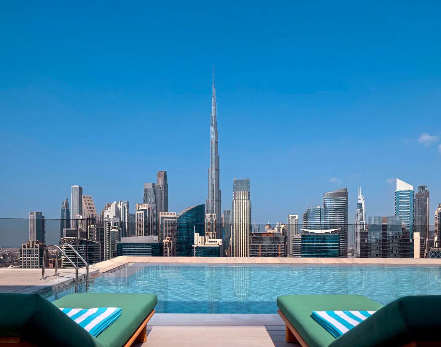 InterContinental Residences Dubai Business Bay OUTDOOR_POOL