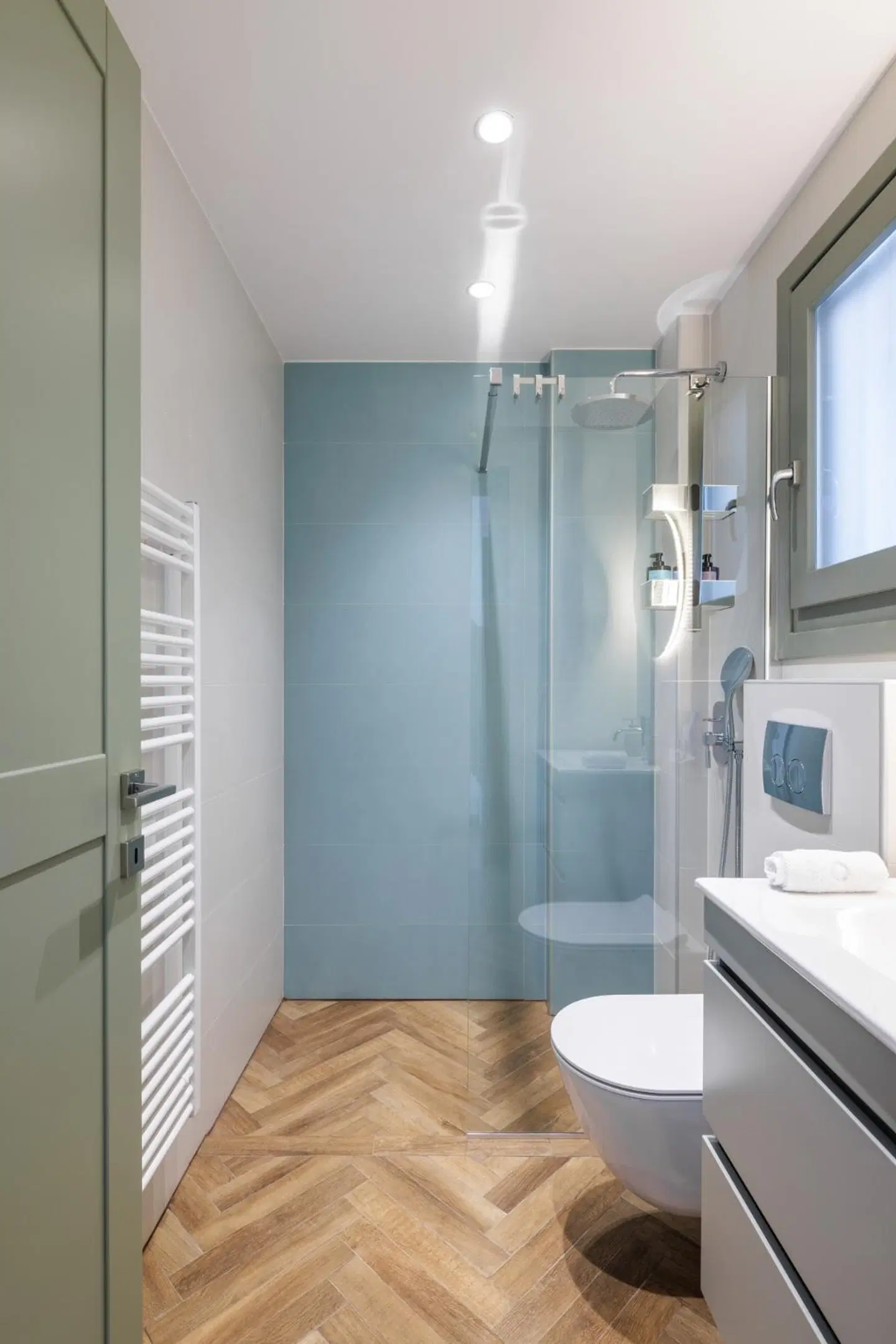 Helia All Seasons Apartments Badezimmer