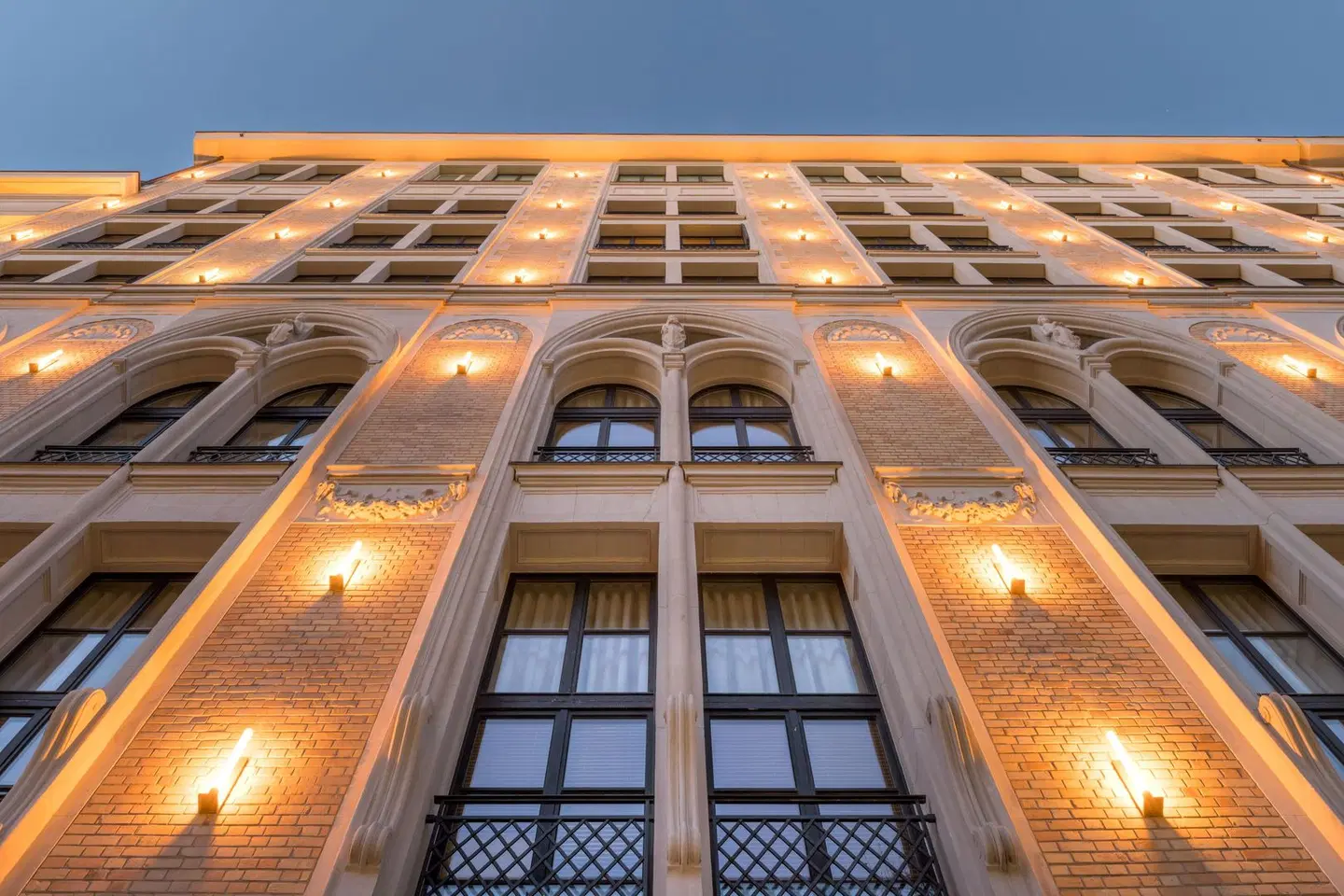 SAX Paris, LXR Hotels & Resorts EXTERIOR