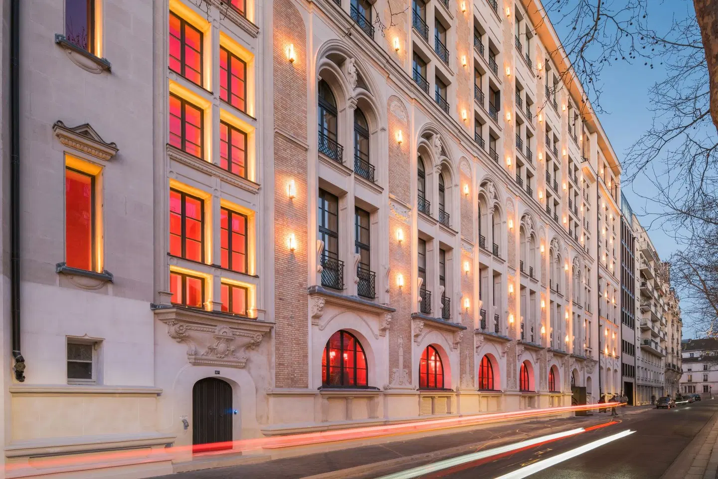 SAX Paris, LXR Hotels & Resorts EXTERIOR