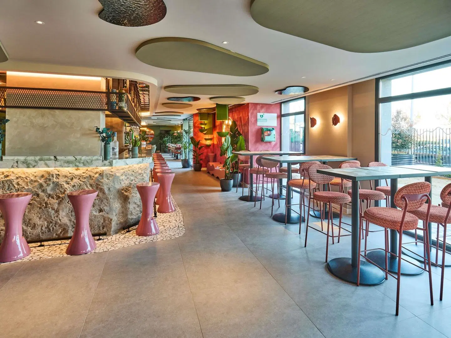 ibis Styles Madrid Airport Valdebebas Bar