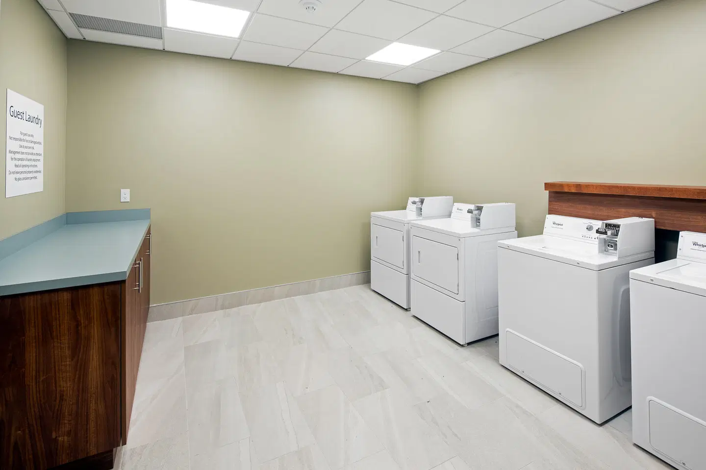 Holiday Inn Express & Suites Terrace by IHG ROOM_EXAMPLE