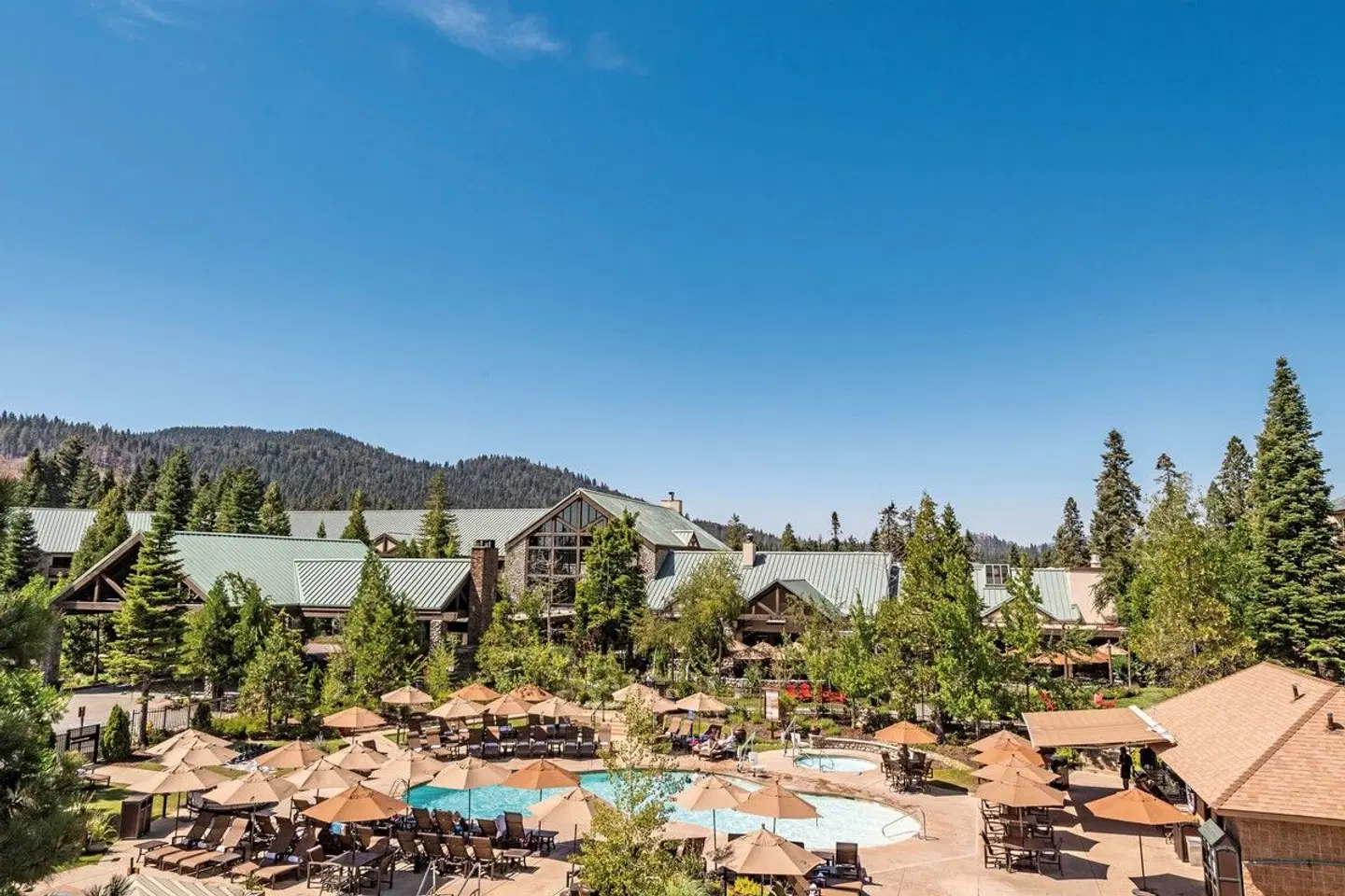 Tenaya Lodge at Yosemite EXTERIOR