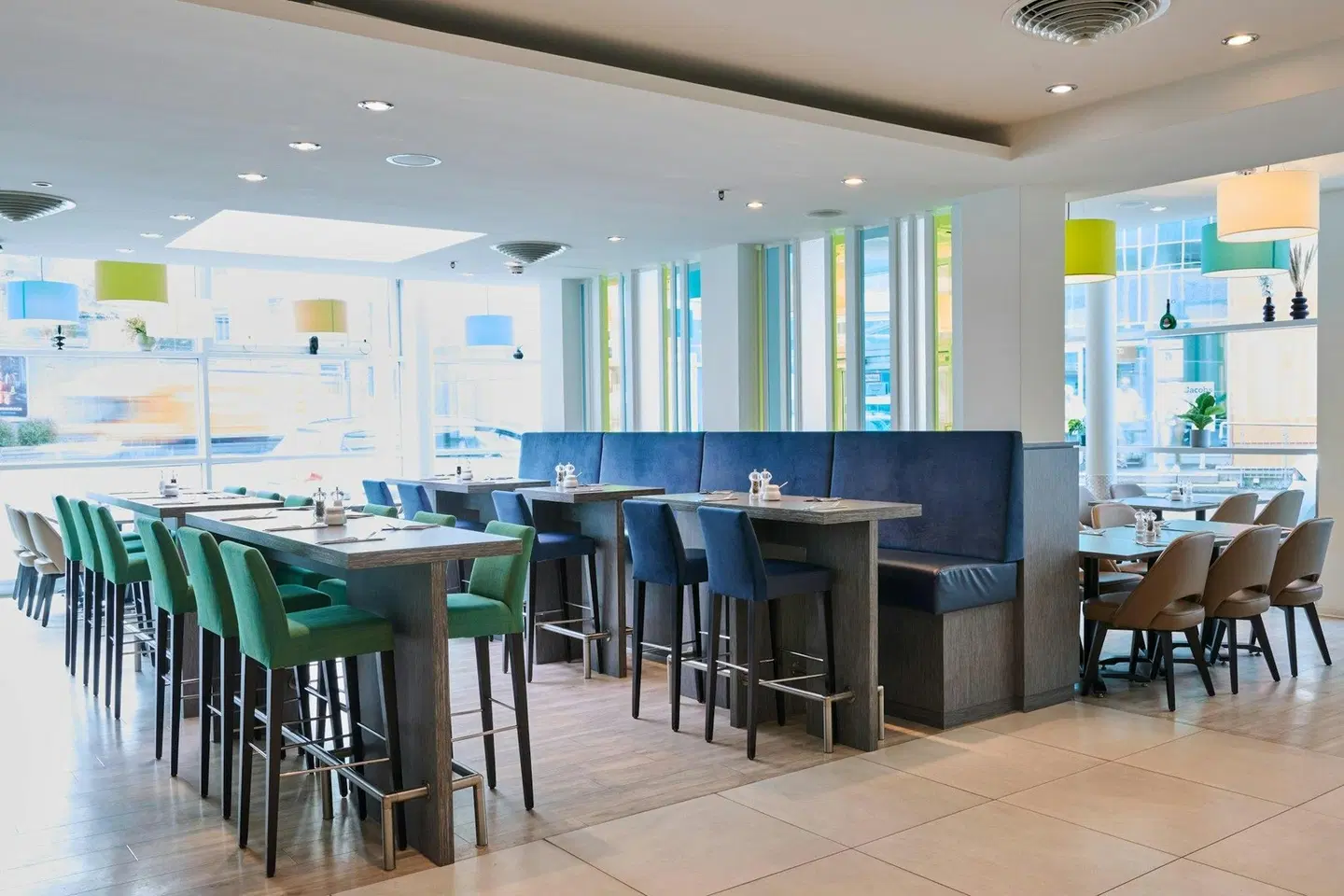 Premier Inn Würzburg Bar