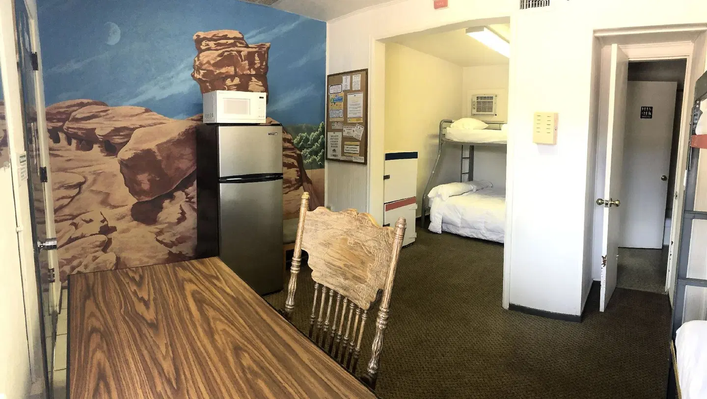 ColoRADo Adventure Hostel ROOM_EXAMPLE