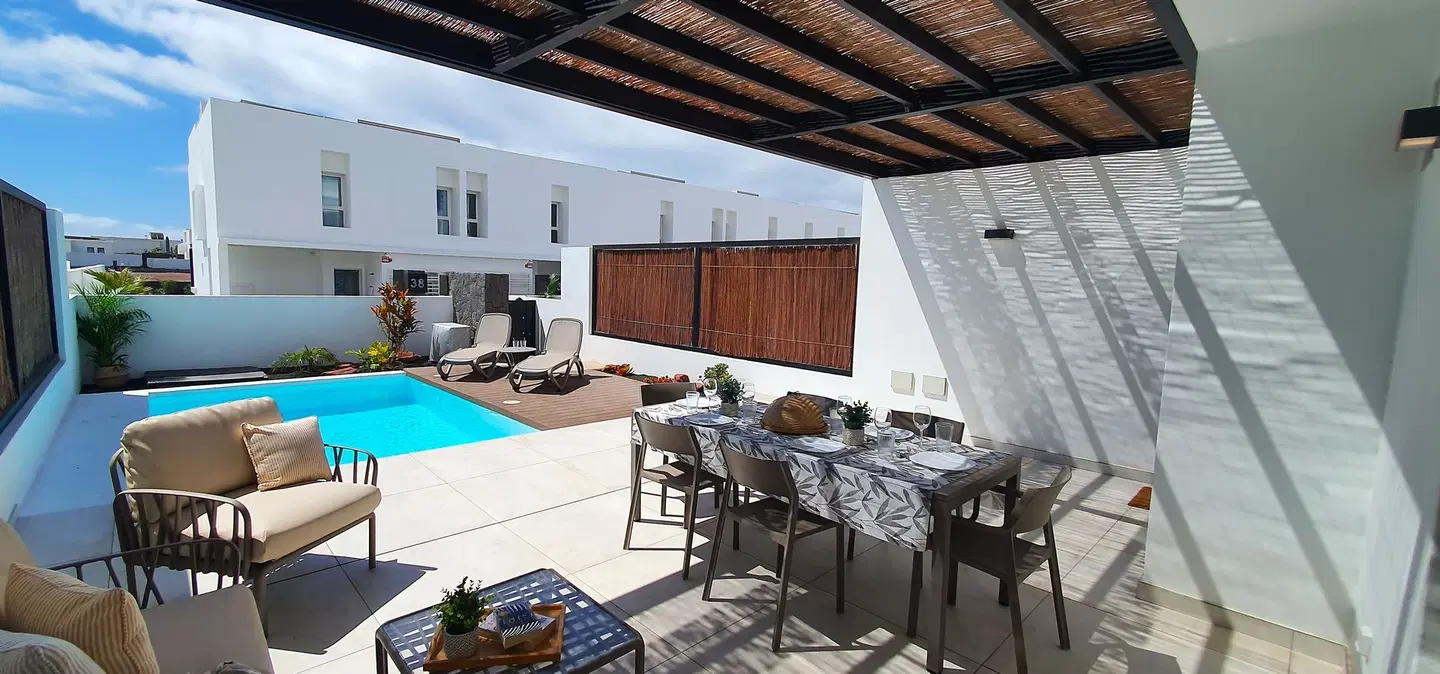 Serena Holiday Homes By LIVVO ROOM_EXAMPLE
