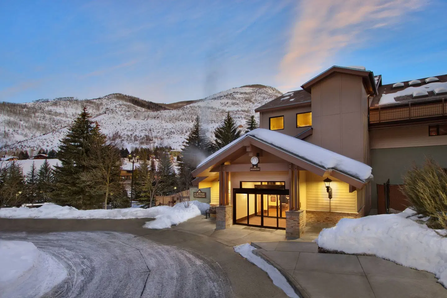 Marriott's StreamSide Birch at Vail EXTERIOR