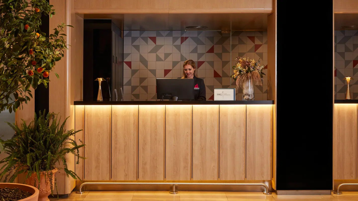 Crowne Plaza Madrid - Centre Retiro by IHG LOUNGE_LOBBY