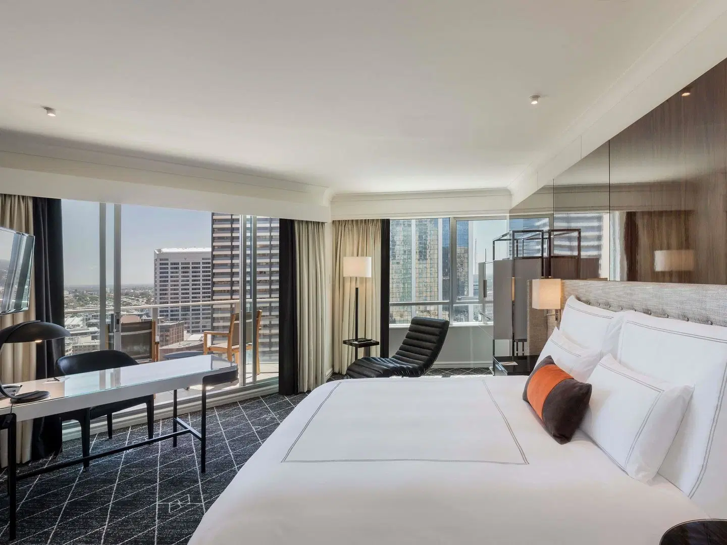 Swissôtel Sydney ROOM_EXAMPLE