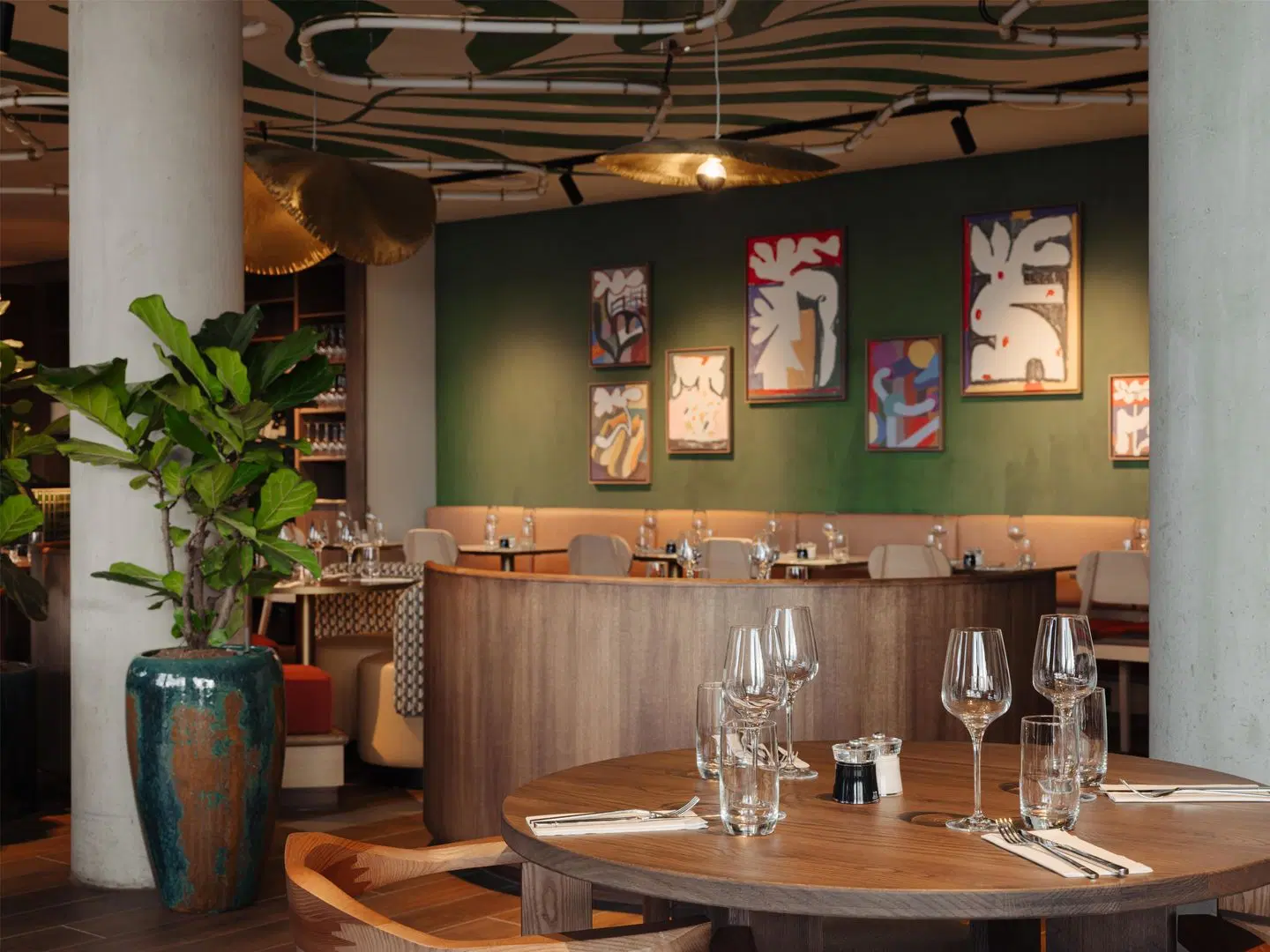 DoubleTree by Hilton Amsterdam Centraal Station Bar