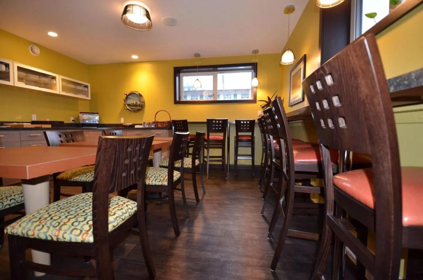 The Pacific Inn Bar