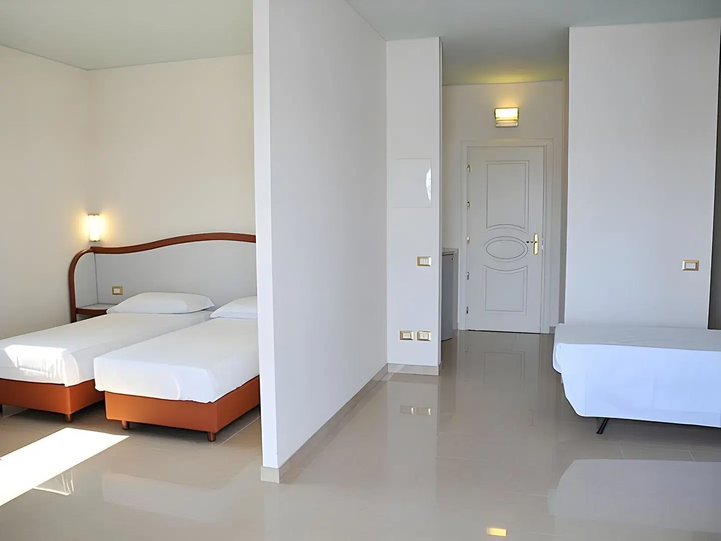 Verdi ROOM_EXAMPLE