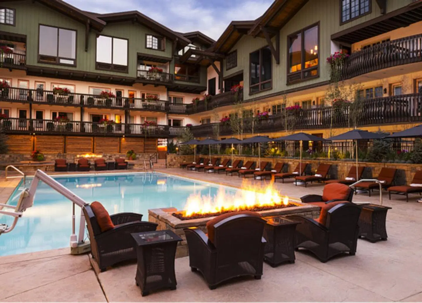 Lodge at Vail, A RockResort OUTDOOR_POOL