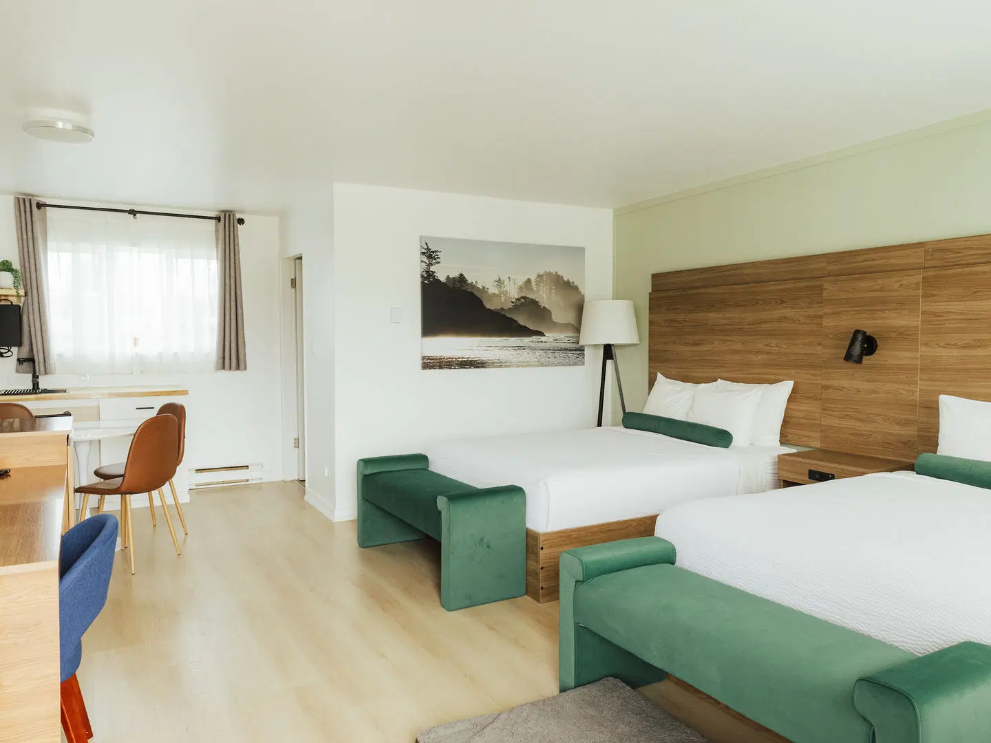 Ucluelet Wildwood Inn ROOM_EXAMPLE