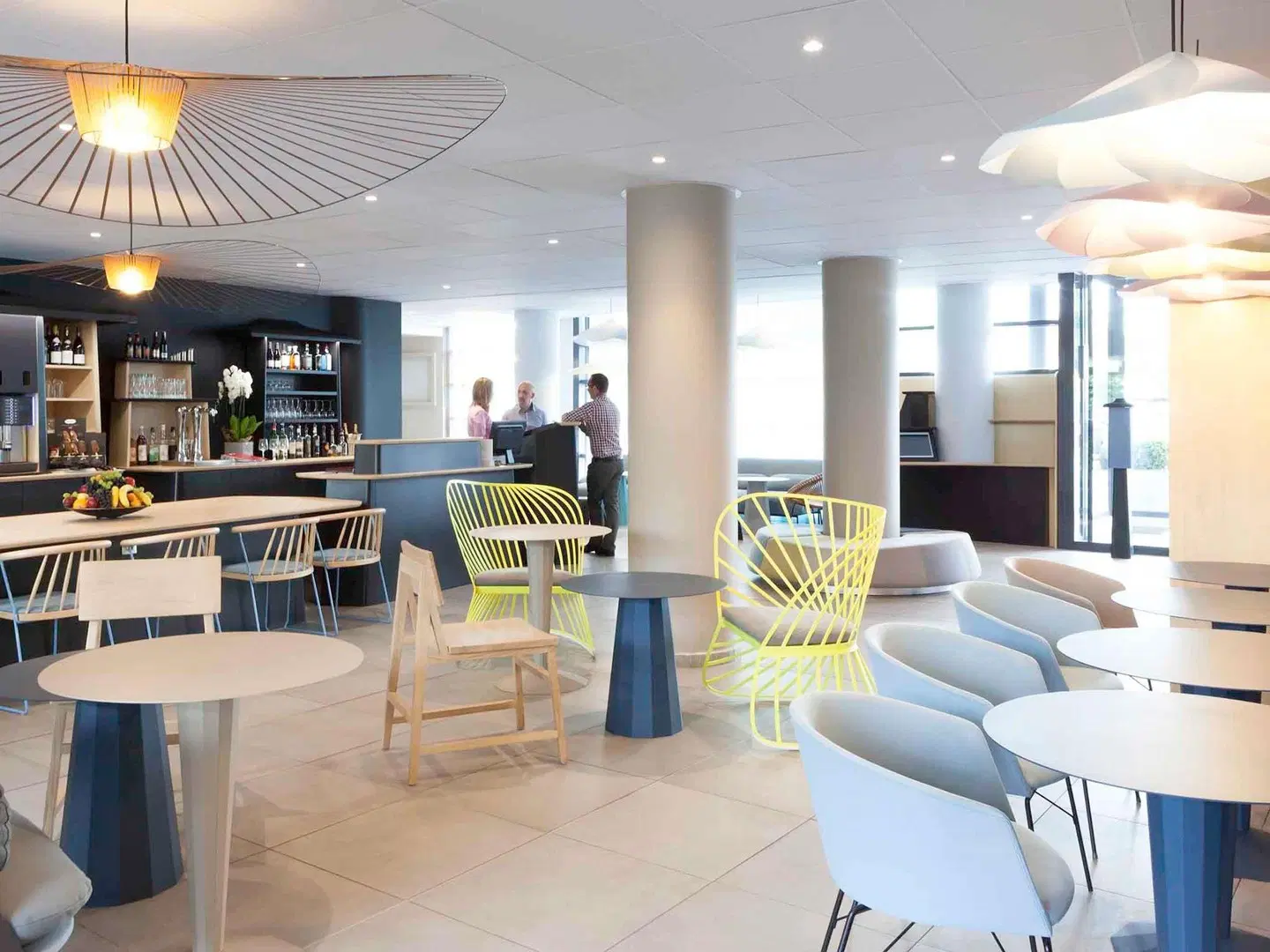 Novotel Suites Paris Montreuil Vincennes Bar