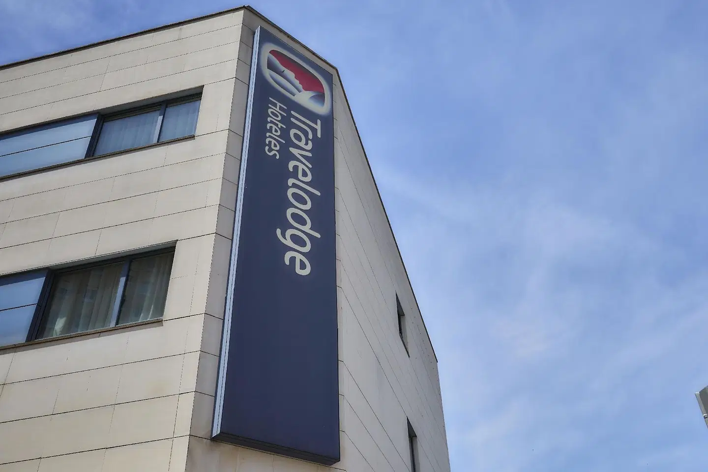 Travelodge Torrelaguna EXTERIOR