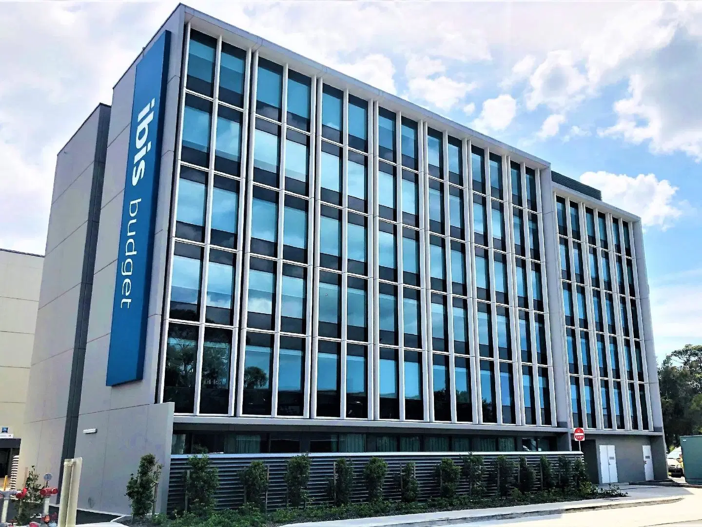 ibis budget Sydney Airport EXTERIOR