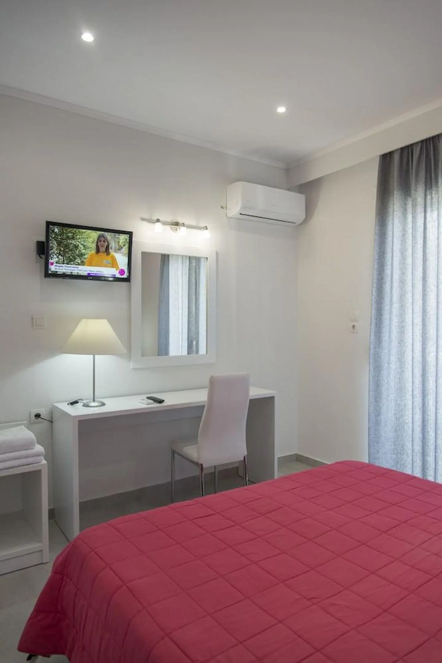 Byron Apartments ROOM_EXAMPLE