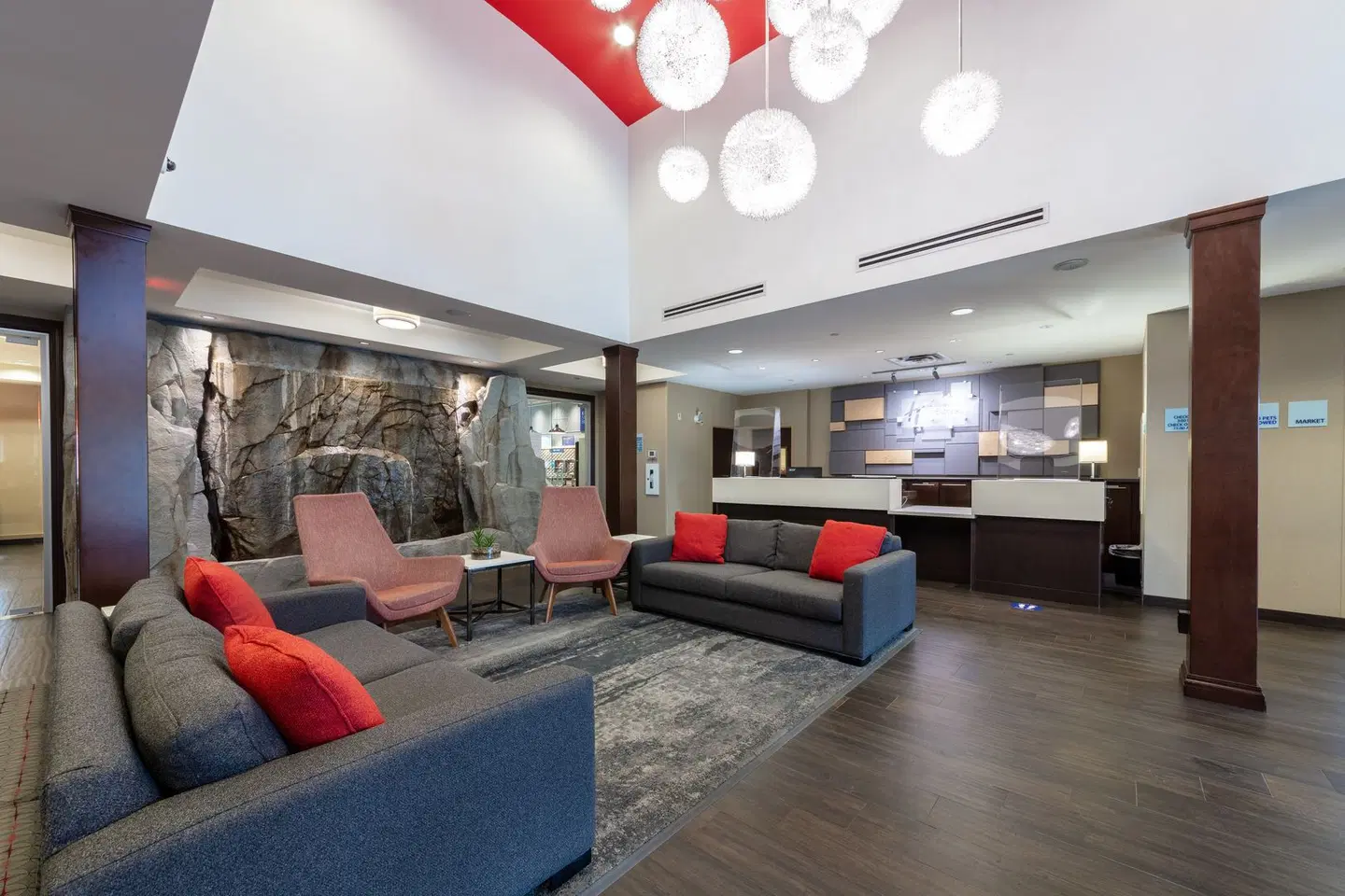 Holiday Inn Express & Suites Riverport Richmond by IHG LOUNGE_LOBBY