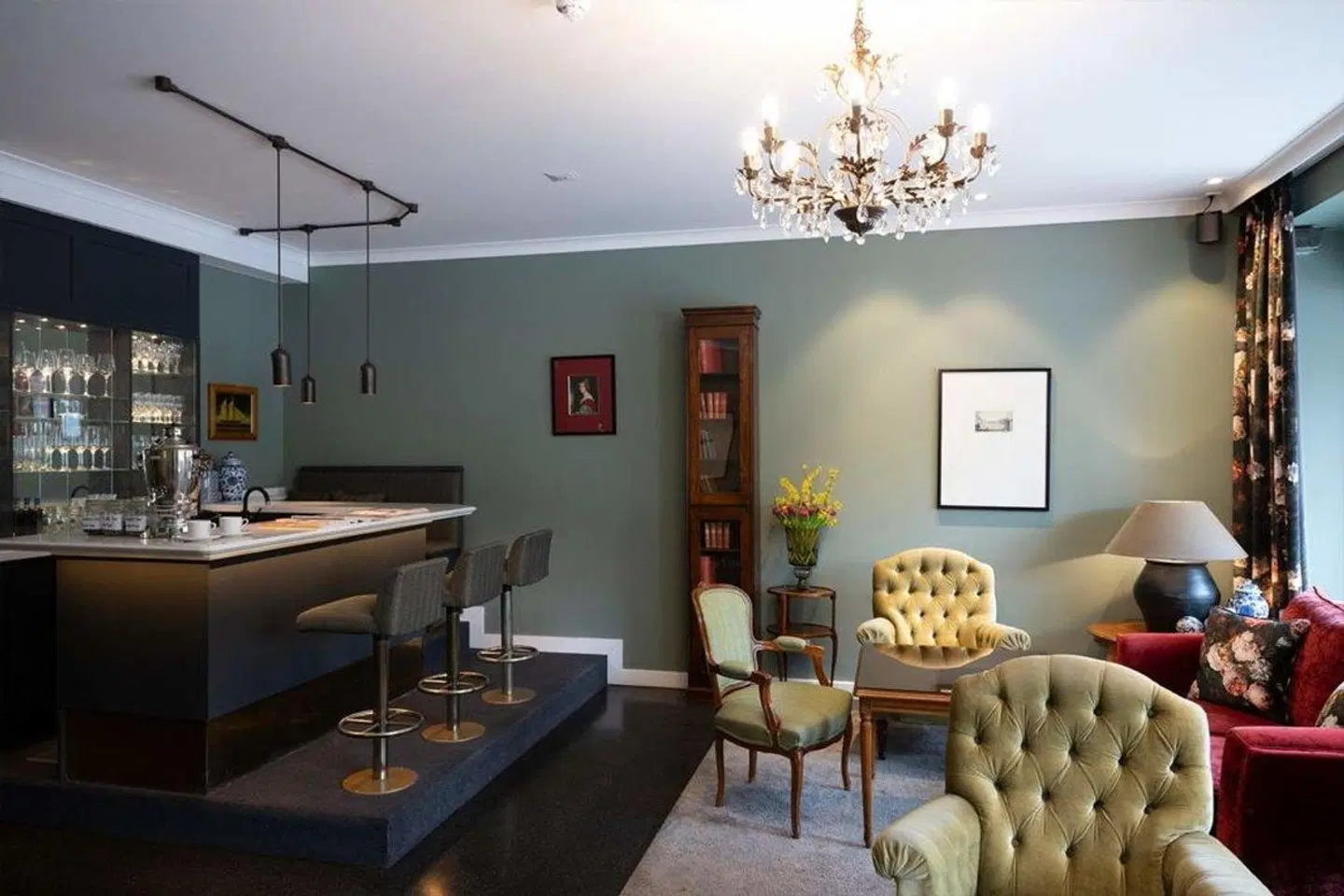 Admiral ROOM_EXAMPLE