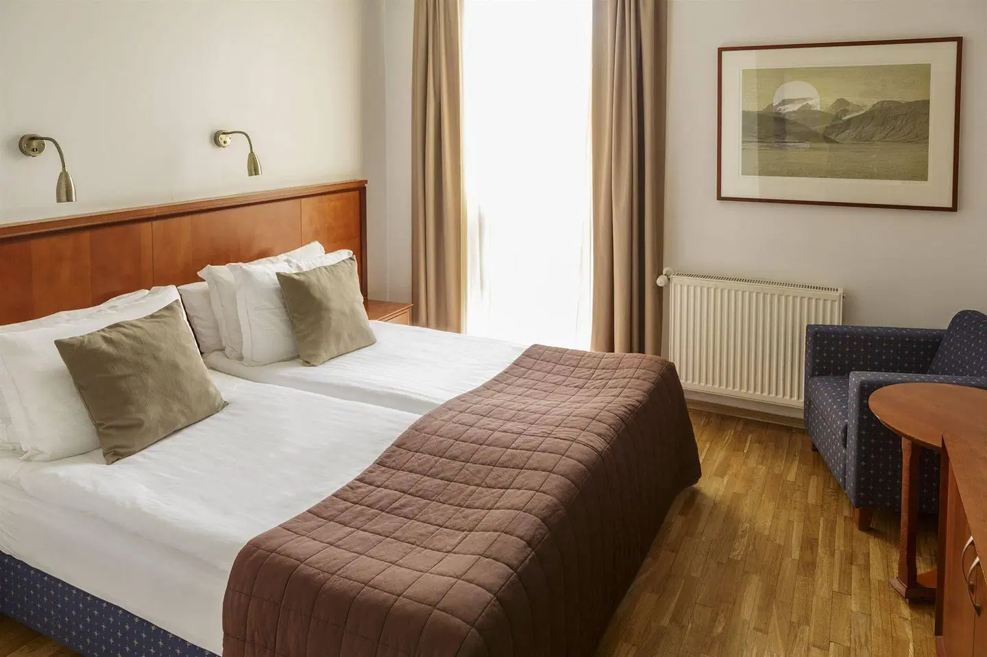 CenterHotel Plaza ROOM_EXAMPLE