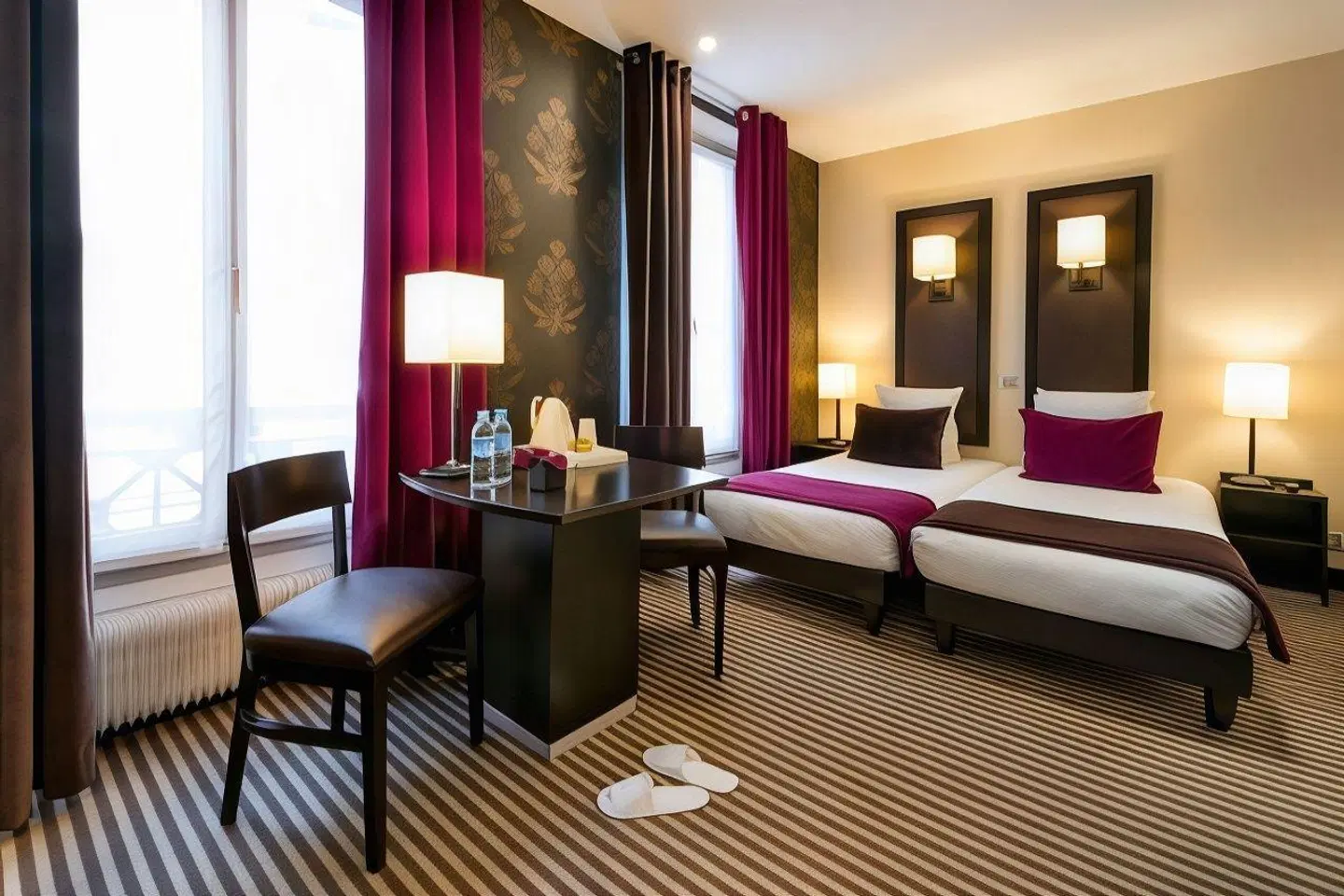 Pax Opera ROOM_EXAMPLE