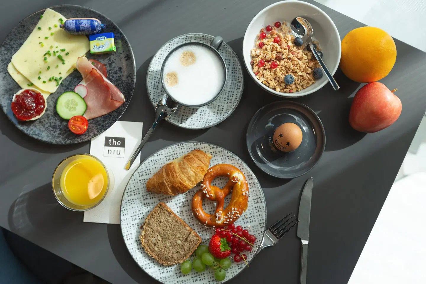 Holiday Inn - the niu, Brass Munich Olympiapark by IHG Restaurant