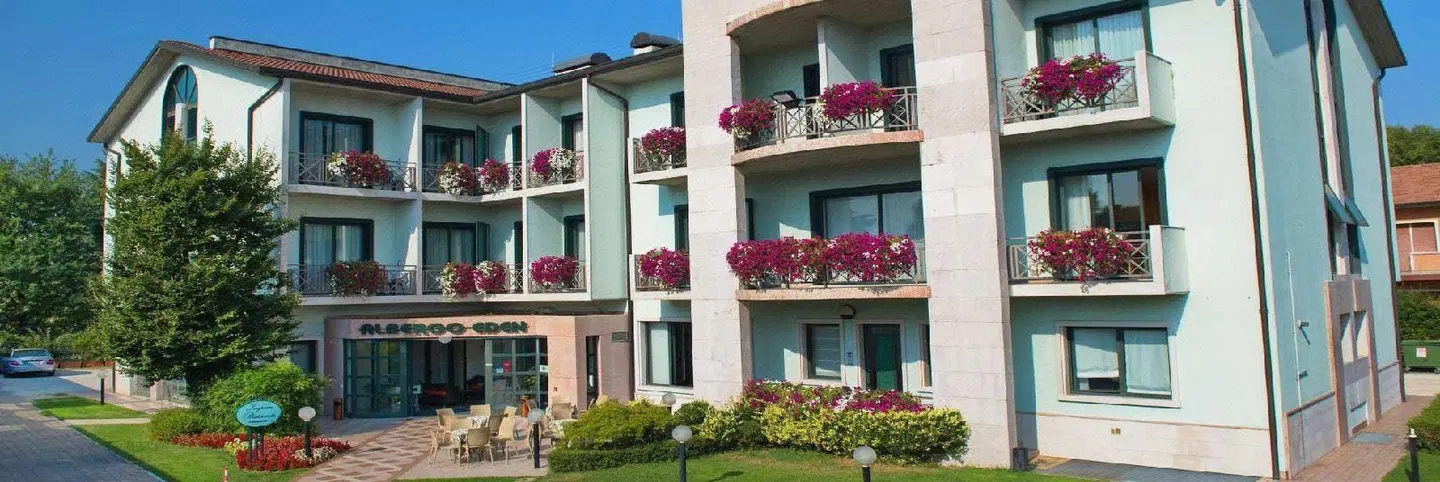 Eden EXTERIOR