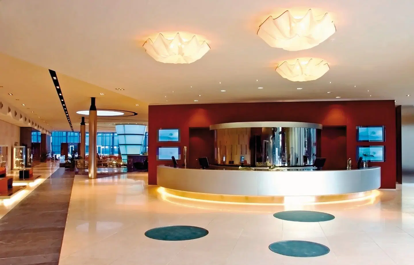 UNAHOTELS T Hotel Cagliari LOUNGE_LOBBY