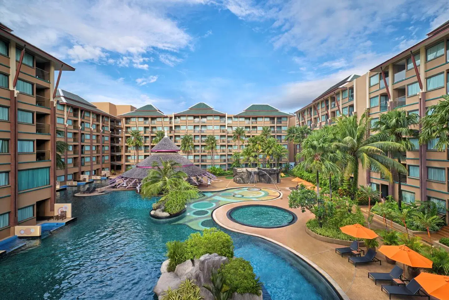 Novotel Phuket Vintage Park Resort EXTERIOR