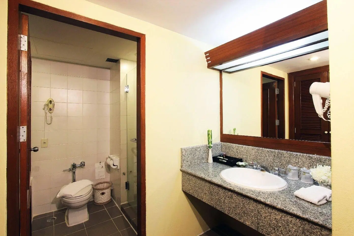Duangtawan Chiang Mai Badezimmer
