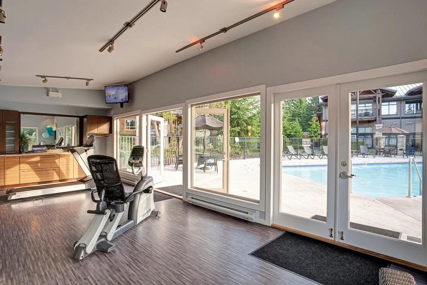 Sunrise Ridge Waterfront Resort SPORTS_AND_LEISURE