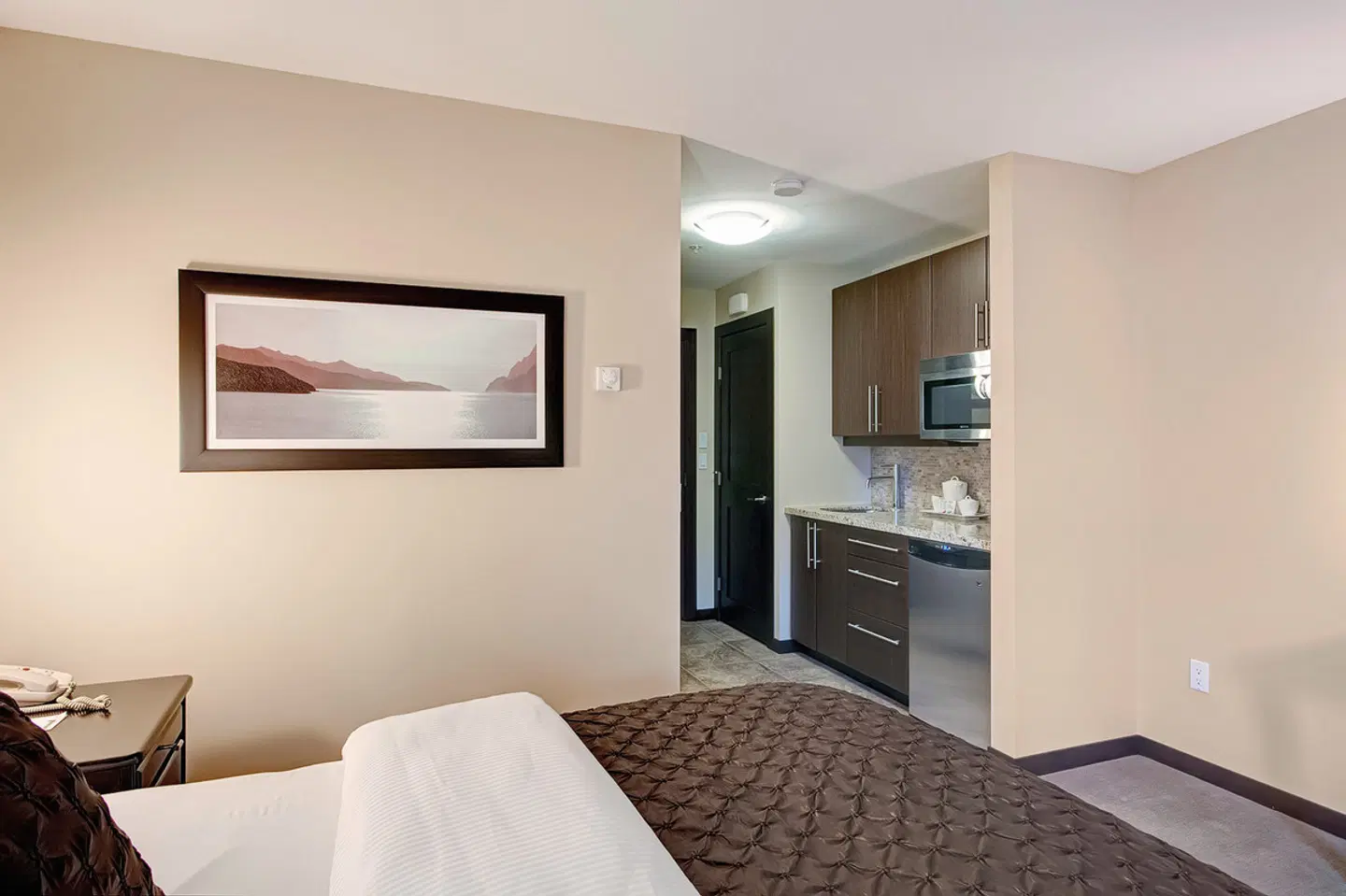 Sunrise Ridge Waterfront Resort ROOM_EXAMPLE