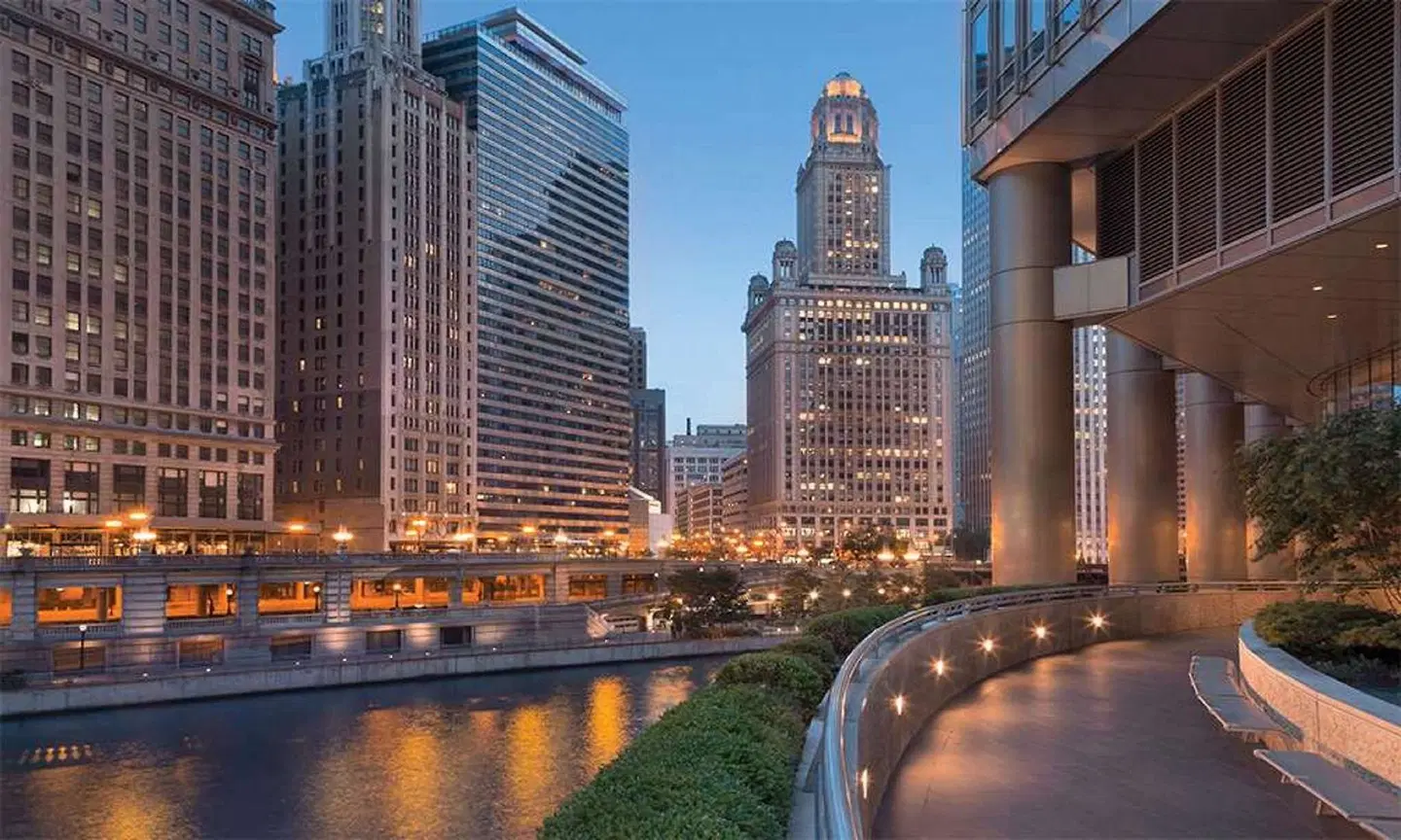 The Royal Sonesta Chicago Downtown EXTERIOR