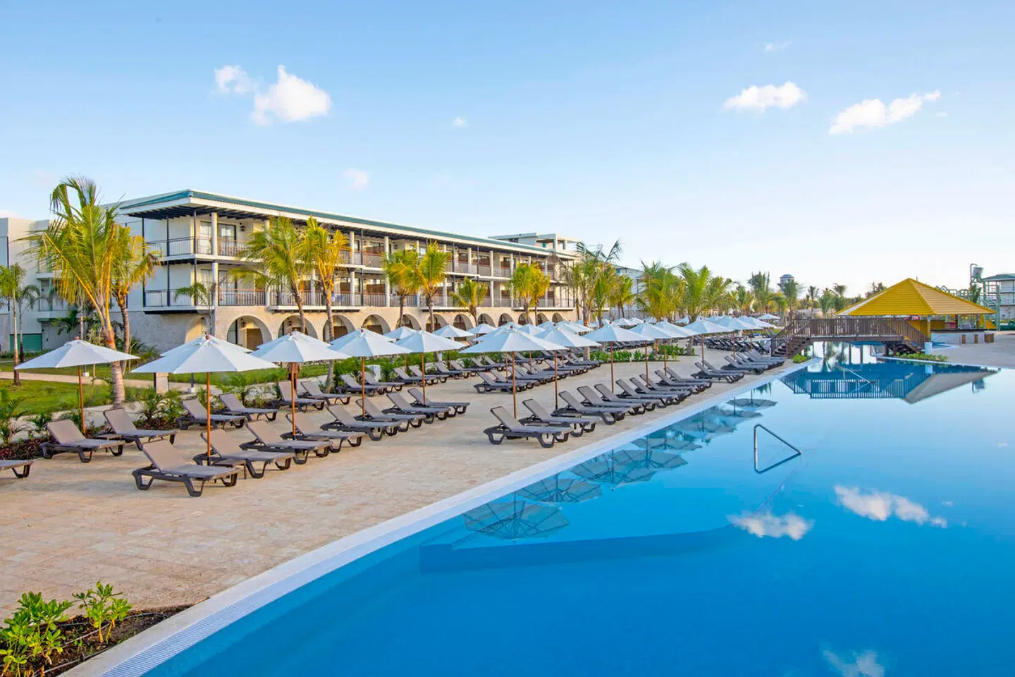 Ocean El Faro OUTDOOR_POOL