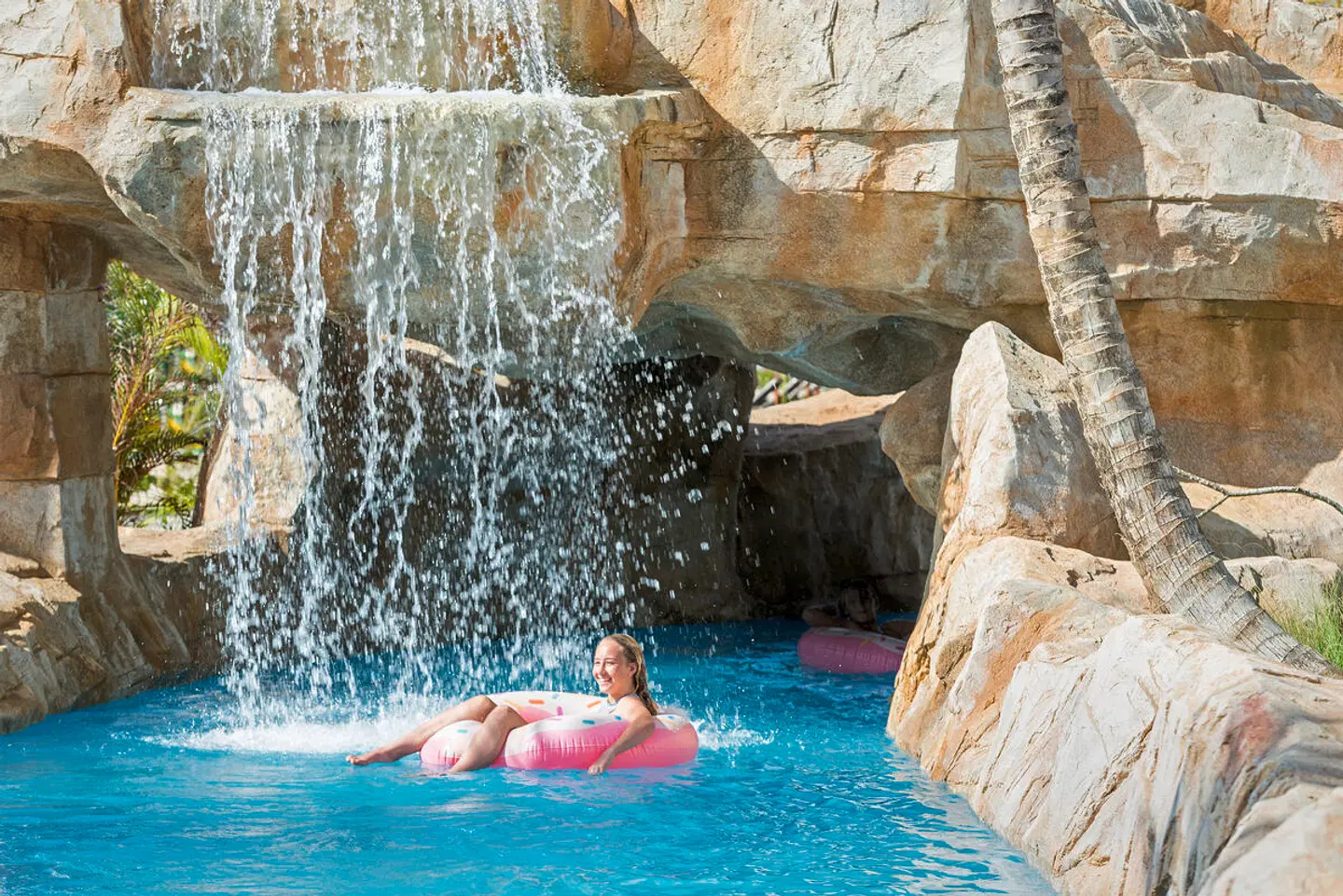 Ocean El Faro HEALTH_BEAUTY