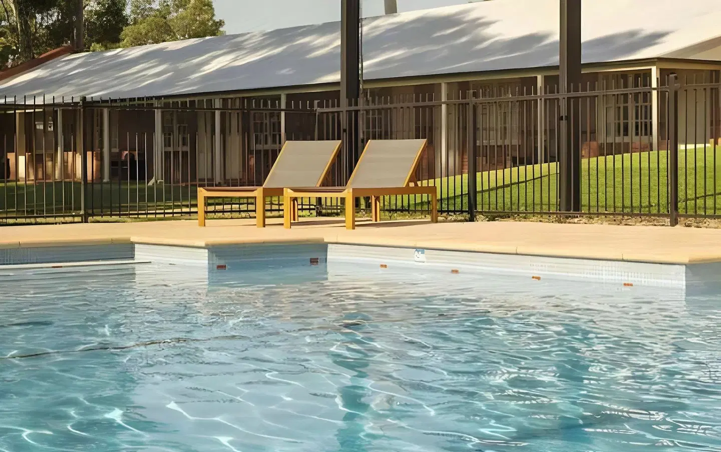 Serafino McLaren Vale Hallenbad