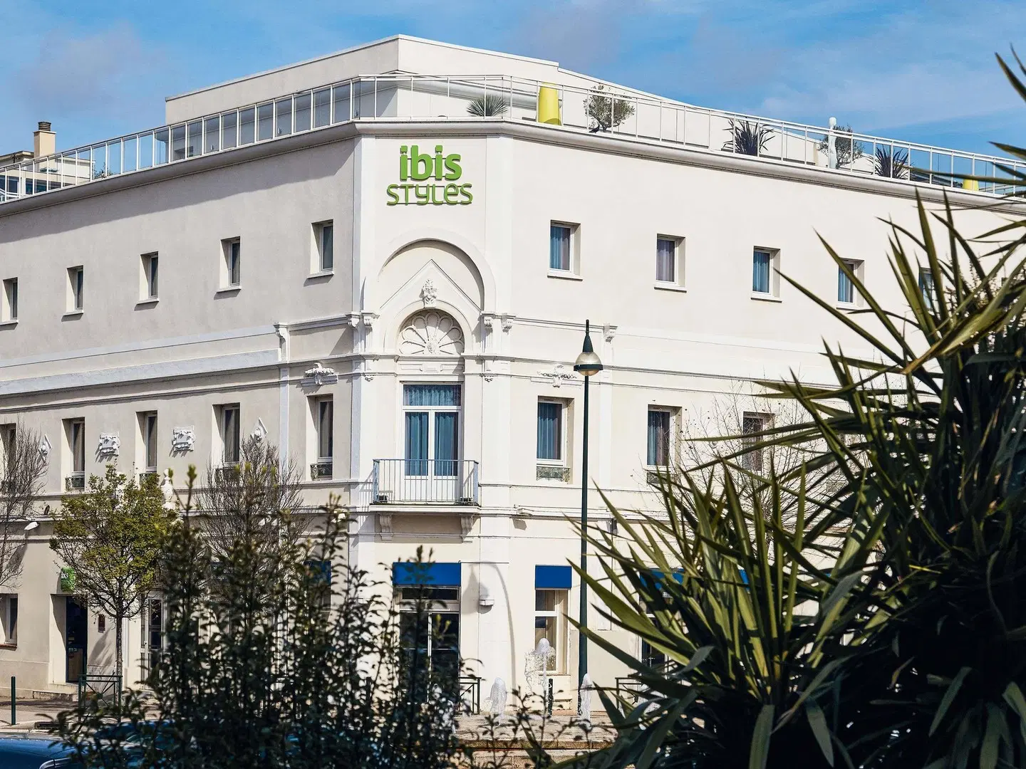 ibis Styles Hyères Rooftop & Spa EXTERIOR