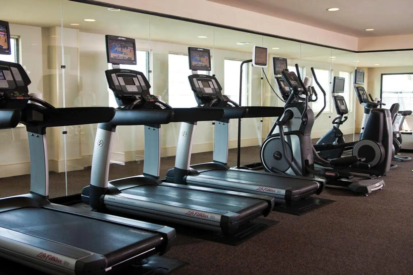 Renaissance New Orleans Arts Warehouse District Hotel SPORTS_AND_LEISURE