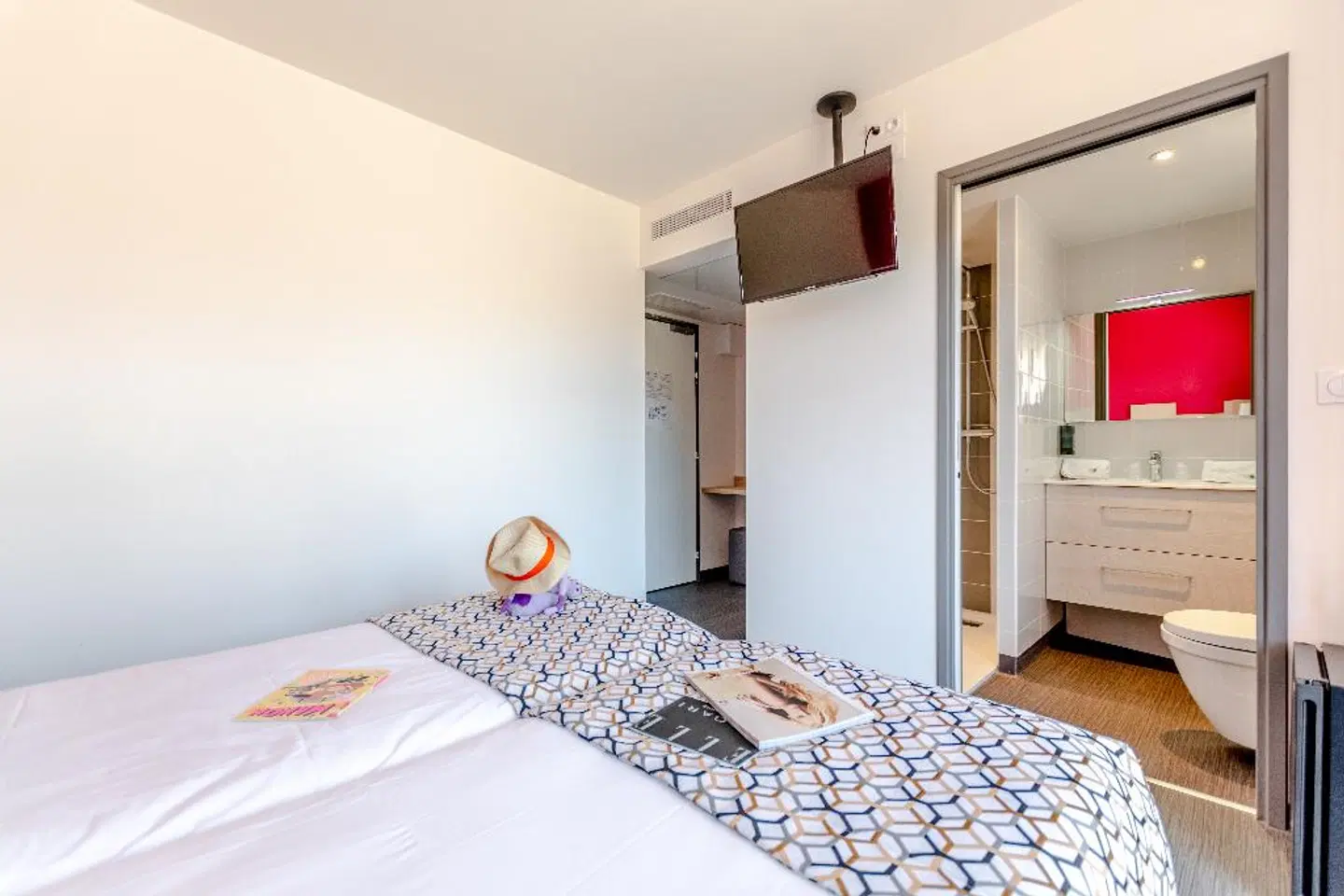 Sure Hotel by Best Western Saint-Raphael Le Dramont ROOM_EXAMPLE