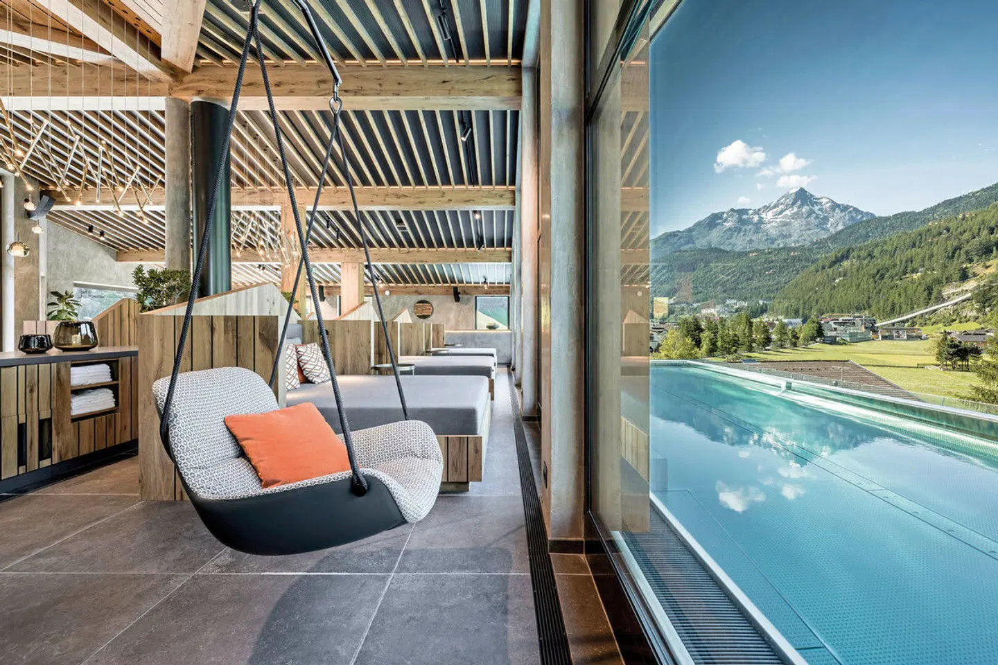 Das Central - Alpine. Luxury. Life. OUTDOOR_POOL
